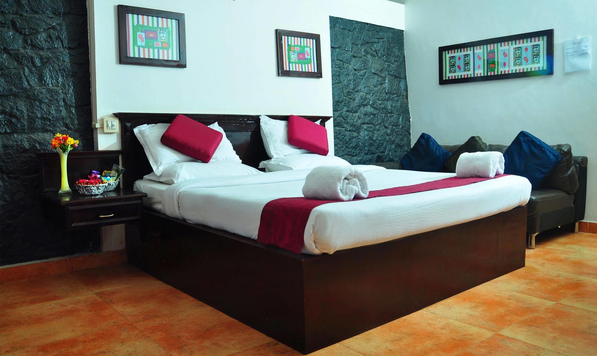 Punarjani Ayurvedic Resorts Ramakkalmedu Exterior photo
